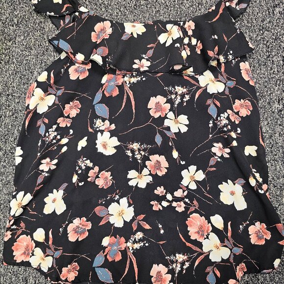 BOGO🎀Maurices floral tank with ruffle sleeves- Sz XL - Picture 1 of 4